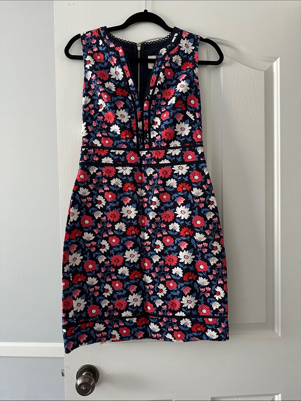 kate spade Navy Floral Sleeveless Shift Dress with Pink & White Flowers